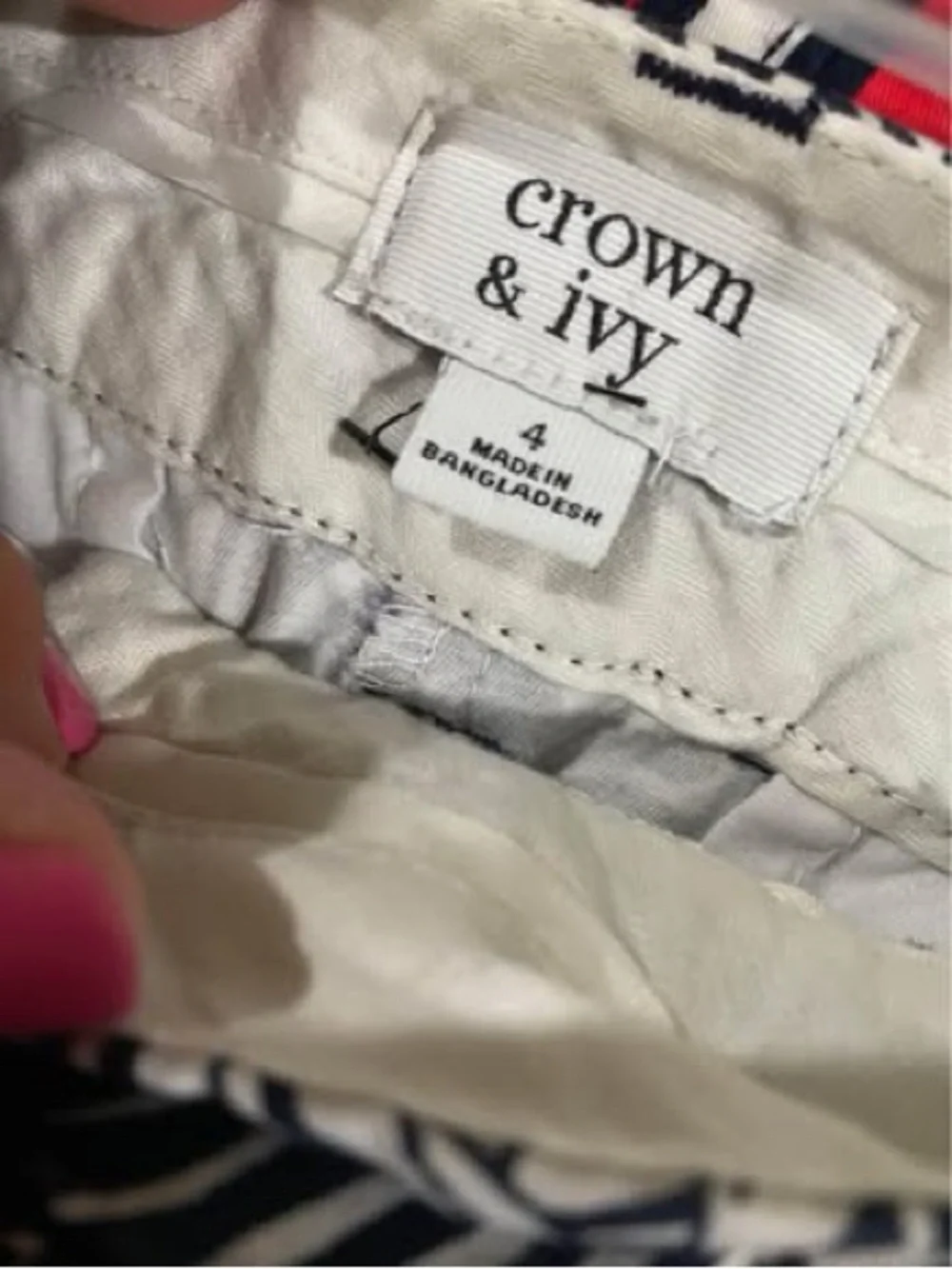 Shorts Bundle Size 4 Crown & Ivy Printed Midi Shorts